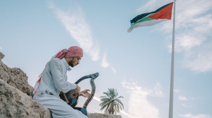 Savour the Sound of Aqaba's Traditional 'Simsimiya' Music